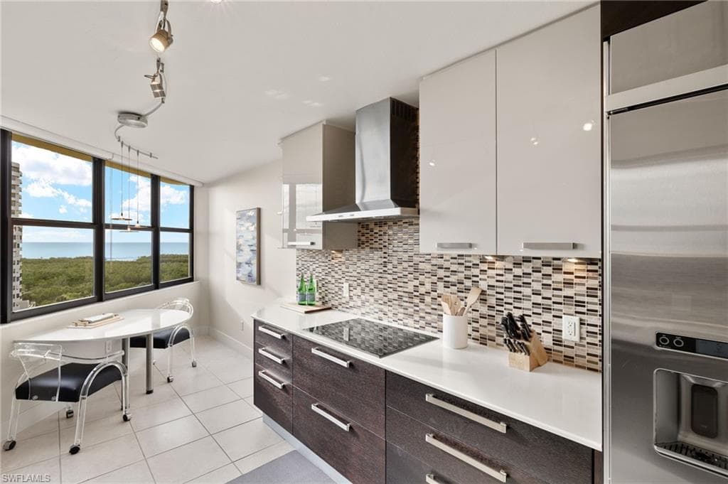 6000 Pelican Bay Blvd 1002, Naples, FL 34108-11