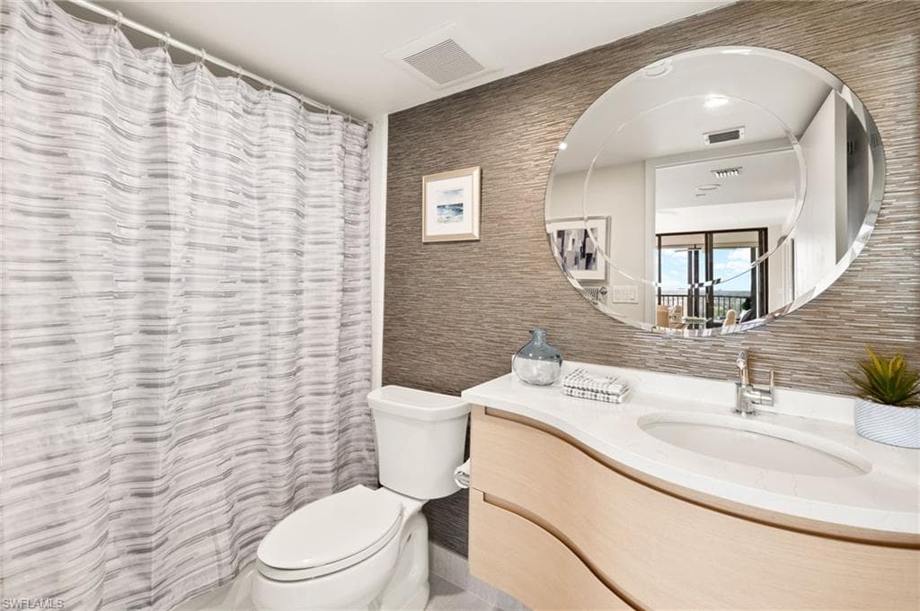 6000 Pelican Bay Blvd 1002, Naples, FL 34108-21