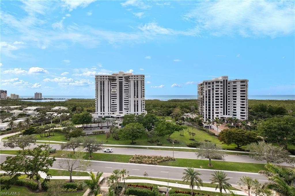 6000 Pelican Bay Blvd 1002, Naples, FL 34108-25