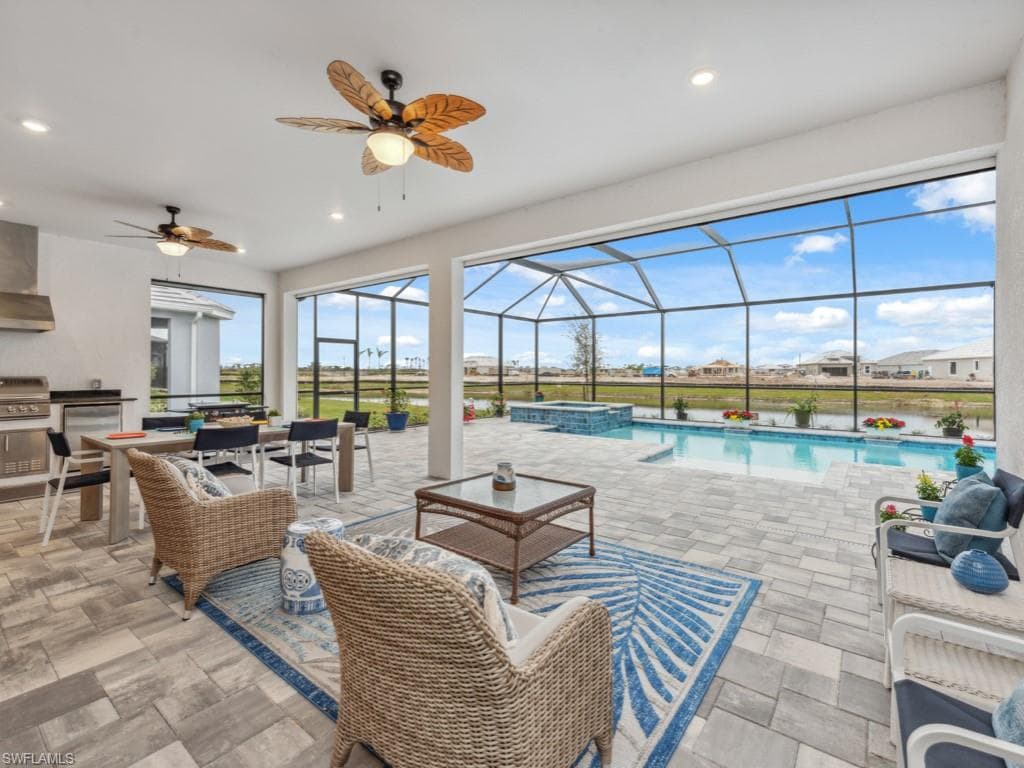 15745 Cortina St, Naples, FL 34114-17