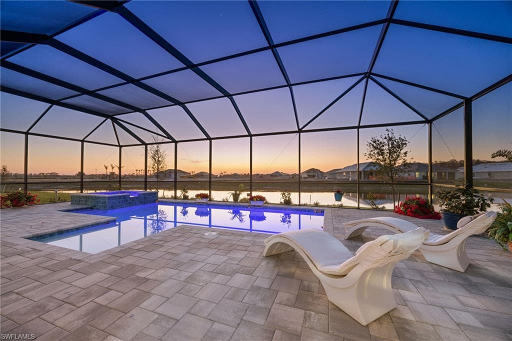 15745 Cortina St, Naples, FL 34114-2