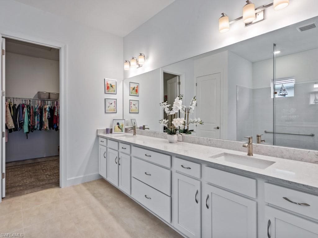 15745 Cortina St, Naples, FL 34114-31