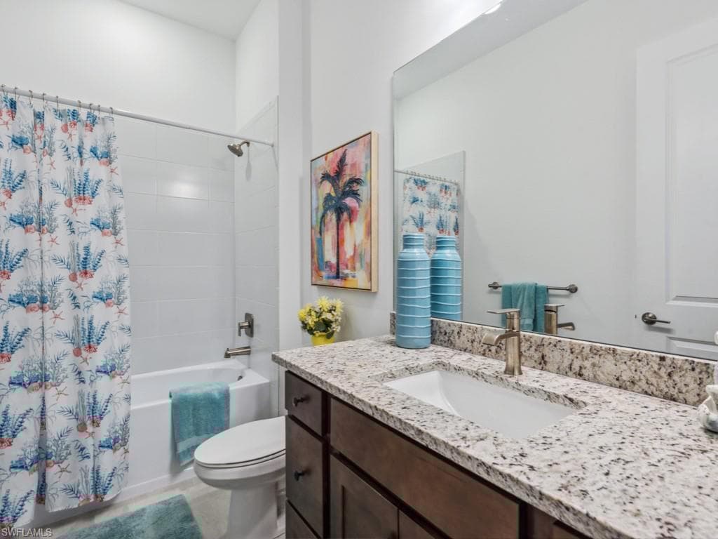 15745 Cortina St, Naples, FL 34114-37