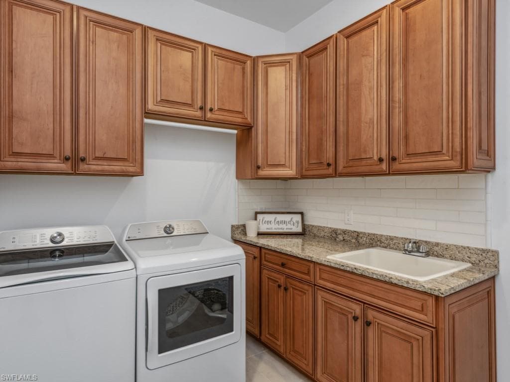 15745 Cortina St, Naples, FL 34114-41