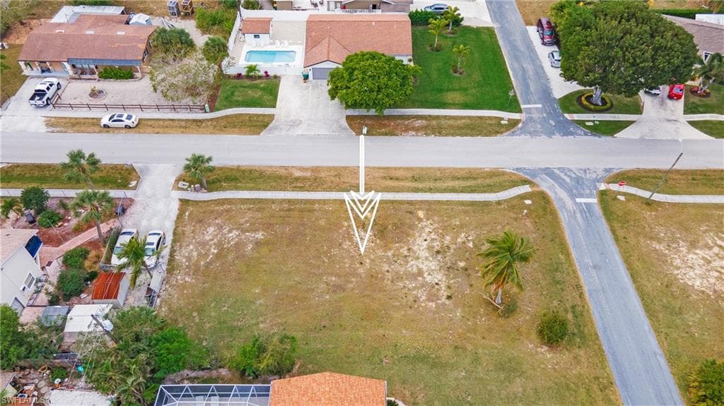 245 Quail Dr, Marco Island, FL 34145-9