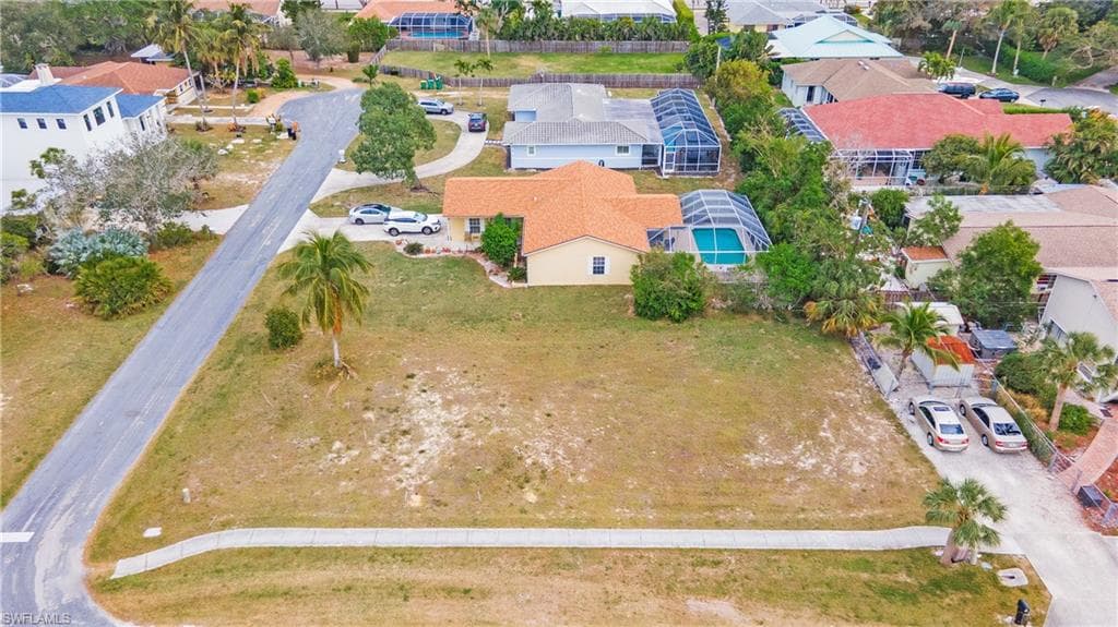 245 Quail Dr, Marco Island, FL 34145-7
