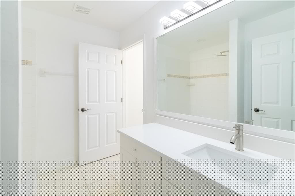 2529 20th Pl, Cape Coral, FL 33904-16