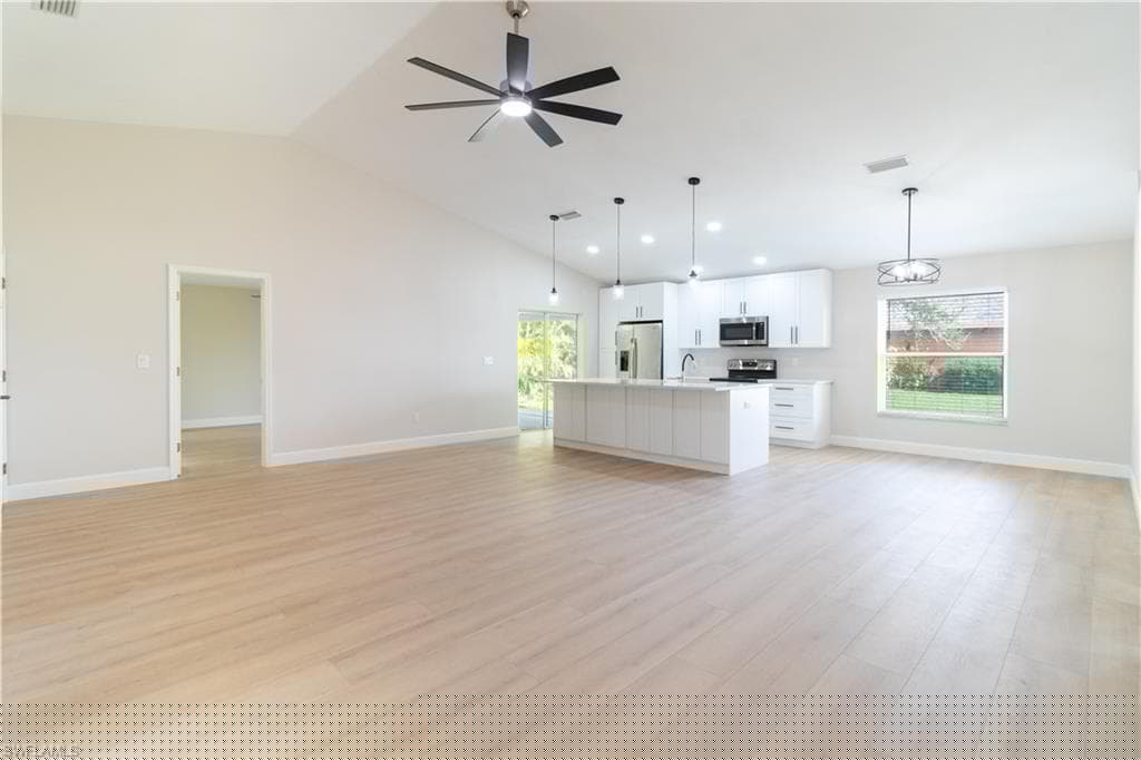 2529 20th Pl, Cape Coral, FL 33904-7