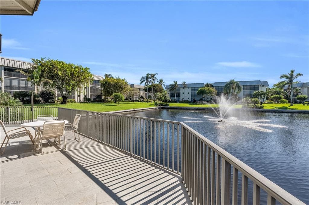 788 Park Shore Dr H14, Naples, FL 34103-18