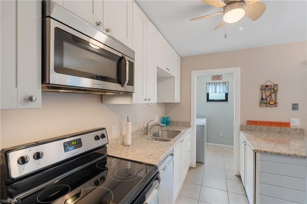 788 Park Shore Dr H14, Naples, FL 34103-7