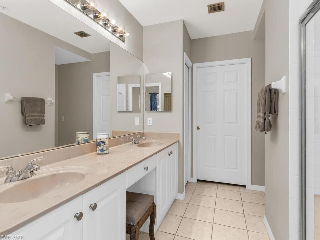 4685 Hawks Nest Way 101, Naples, FL 34114-15