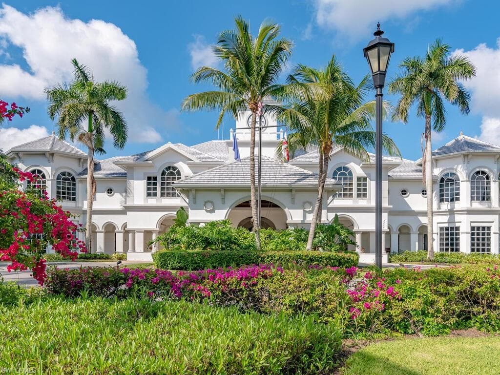 4685 Hawks Nest Way 101, Naples, FL 34114-33