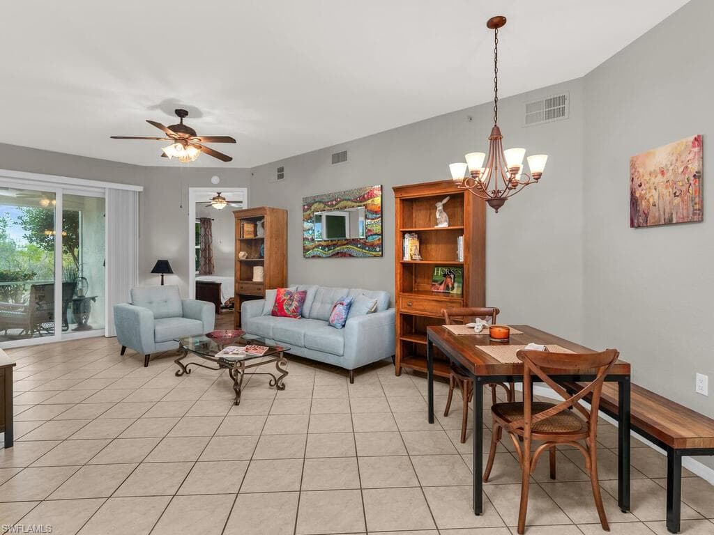 4685 Hawks Nest Way 101, Naples, FL 34114-5