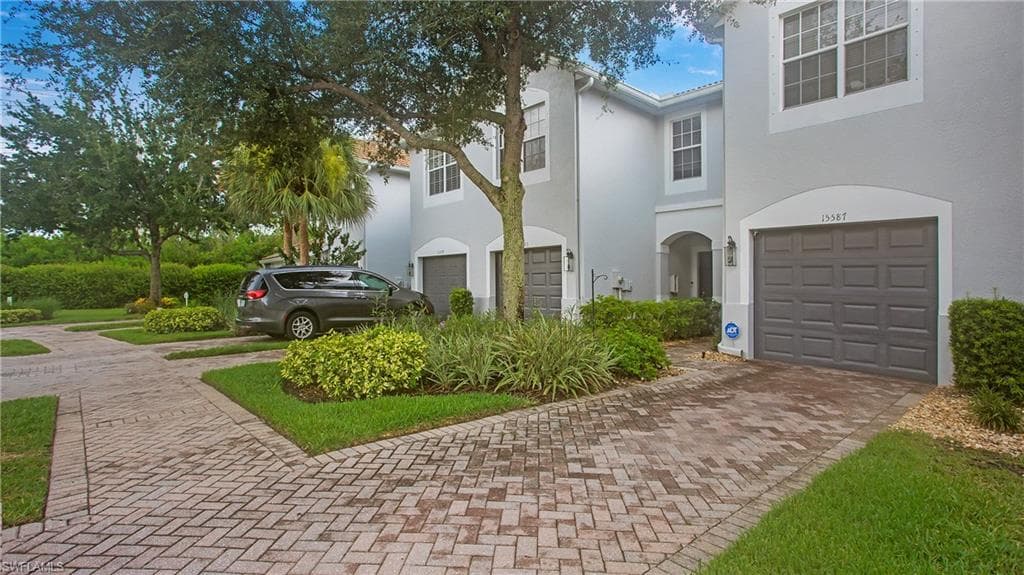 15587 Marcello Cir 144, Naples, FL 34110-29