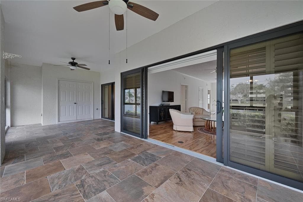 301 Arbor Lake Dr 3-101, Naples, FL 34110-7