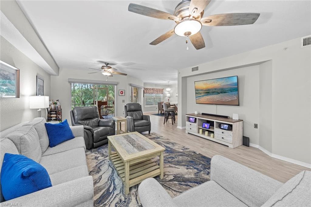 15495 Cedarwood Ln 103, Naples, Fl 34110-16