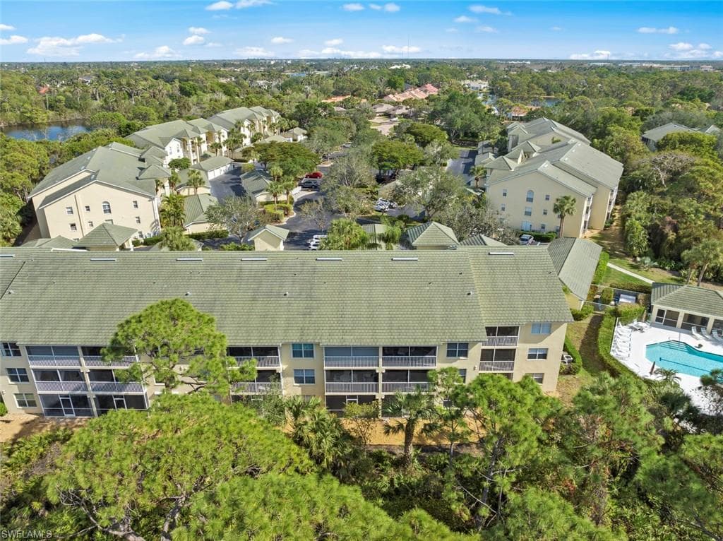 15495 Cedarwood Ln 103, Naples, Fl 34110-34