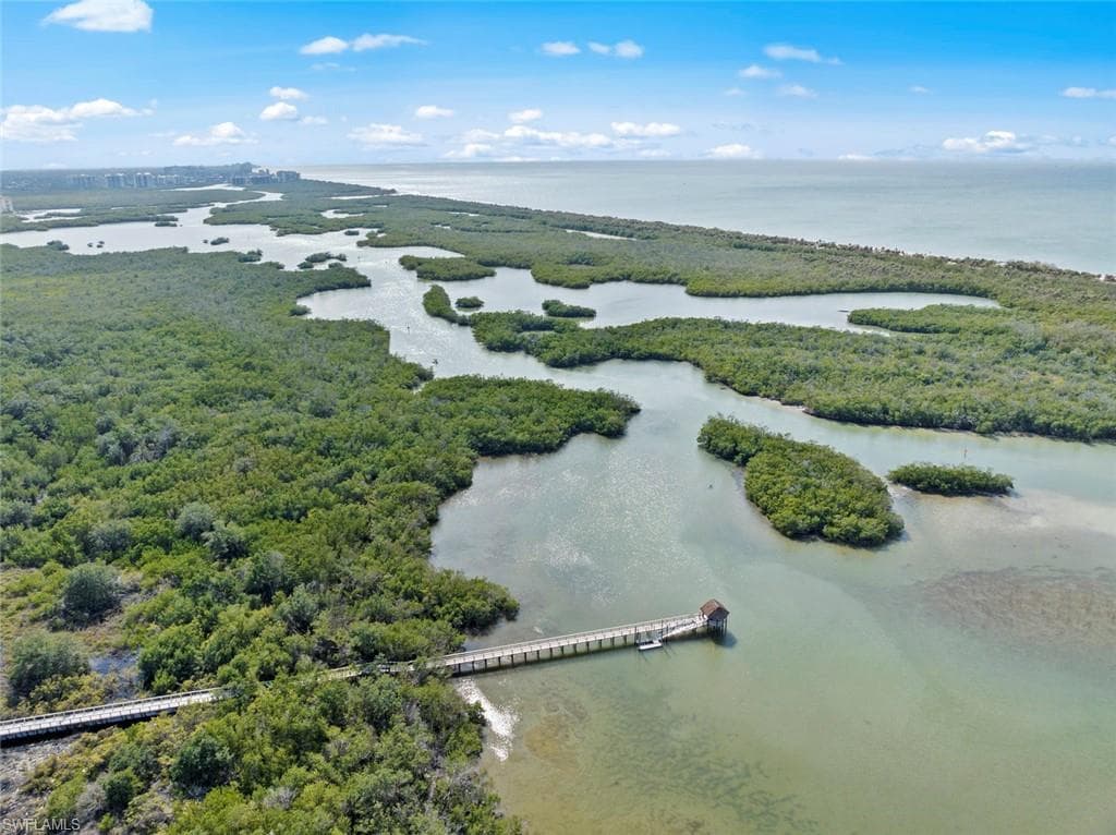 15495 Cedarwood Ln 103, Naples, Fl 34110-36