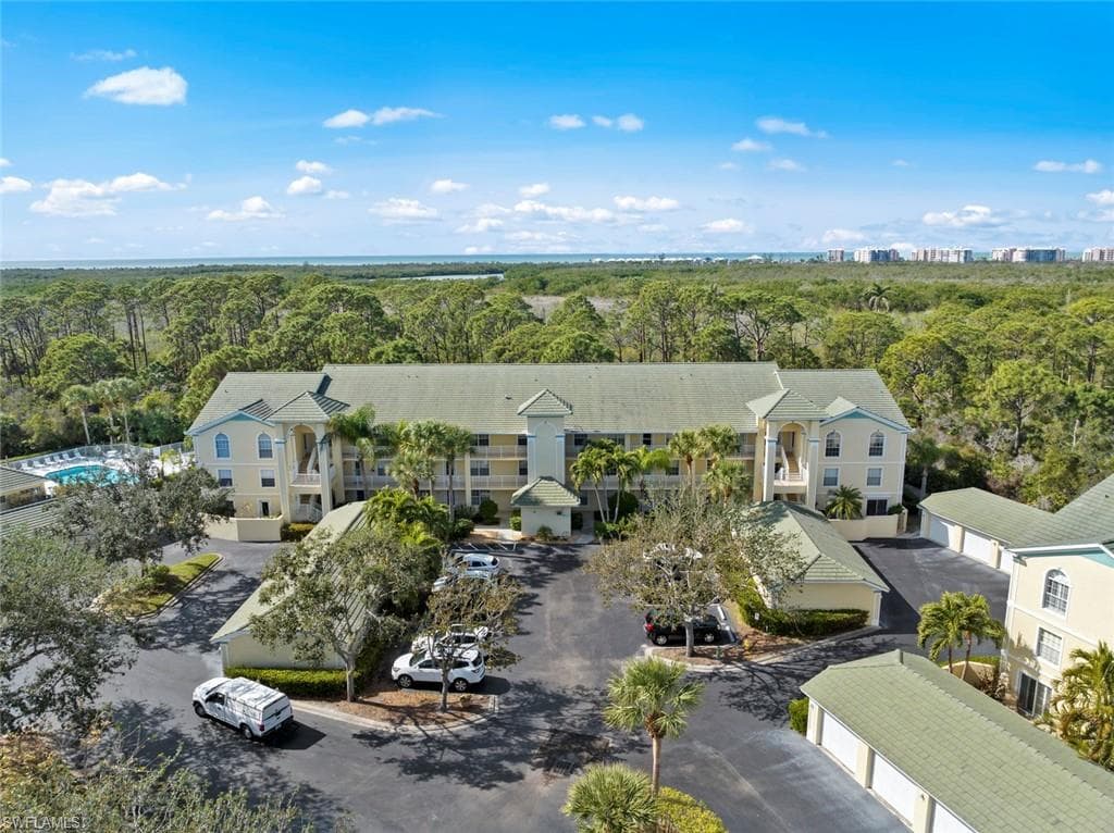 15495 Cedarwood Ln 103, Naples, Fl 34110-42
