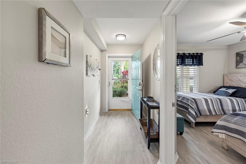 15495 Cedarwood Ln 103, Naples, Fl 34110-6