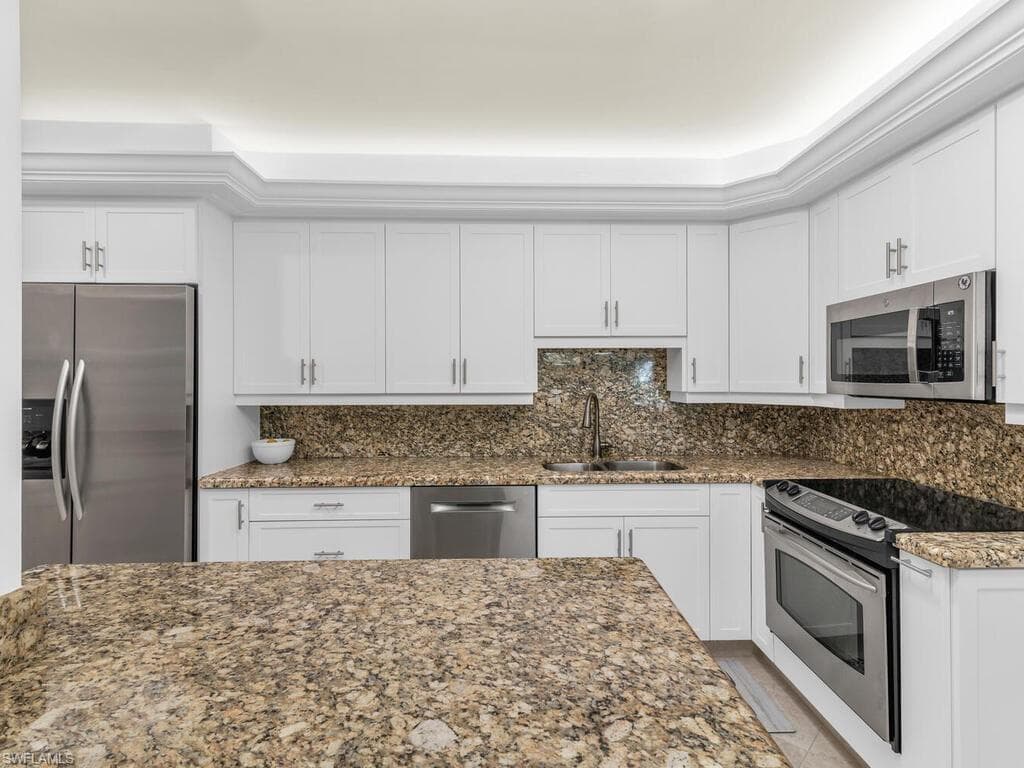 961 Collier Ct 209, Marco Island, FL 34145-9
