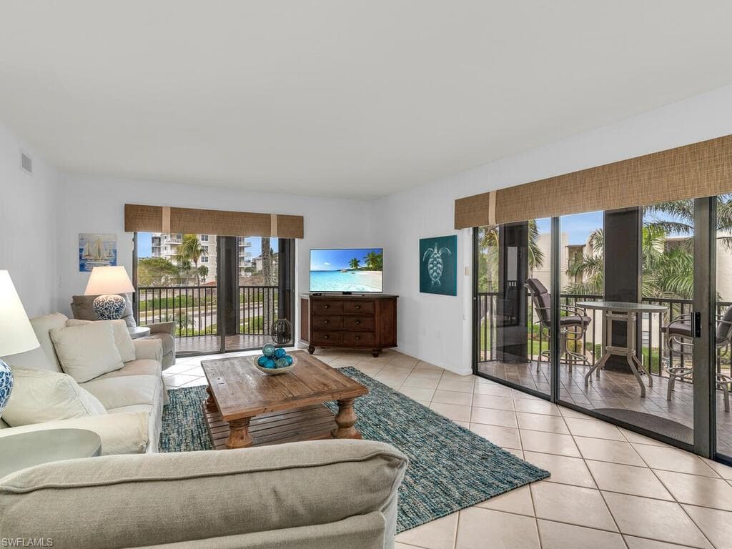 961 Collier Ct 209, Marco Island, FL 34145-13