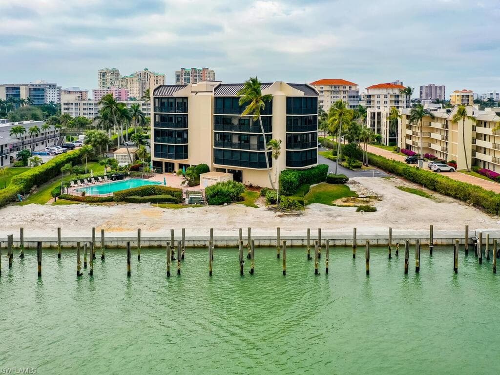 961 Collier Ct 209, Marco Island, FL 34145-36