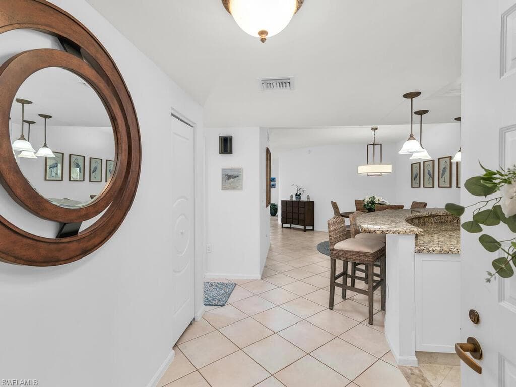 961 Collier Ct 209, Marco Island, FL 34145-5