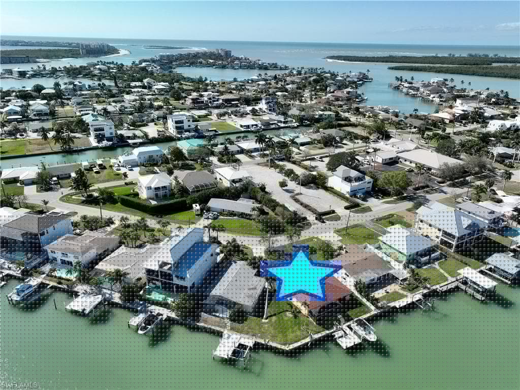 125 Pago Pago Dr E, Naples, FL 34113-31