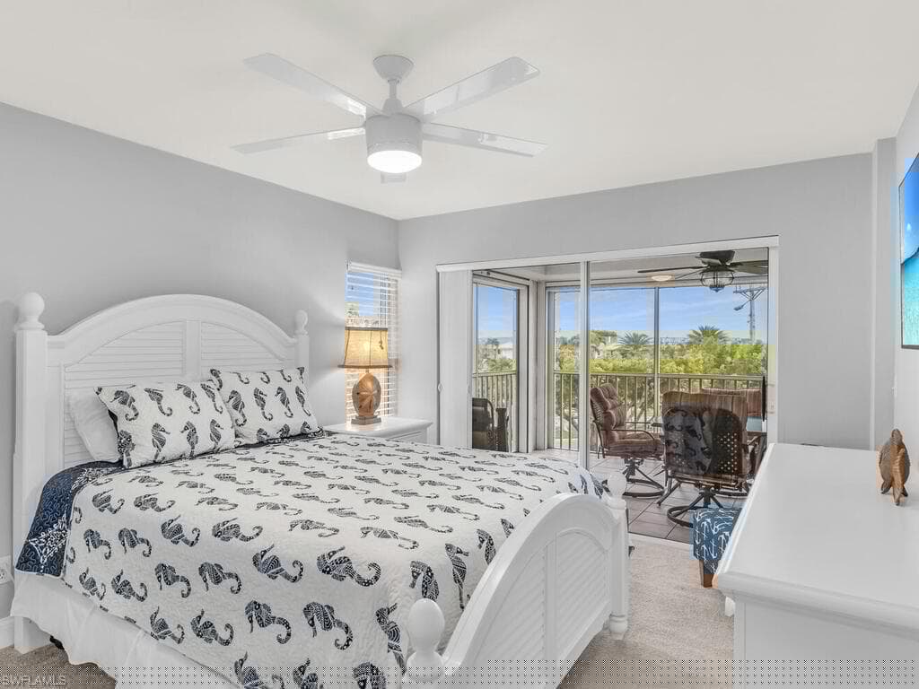 1141 Collier Blvd 206, Marco Island, FL 34145-25