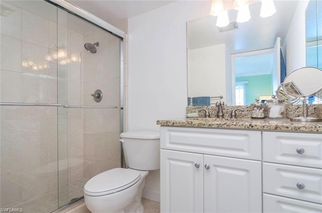 3150 Binnacle Dr 212, Naples, FL 34103-10