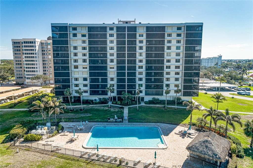 11 Bluebill Ave 1001, Naples, FL 34108-30