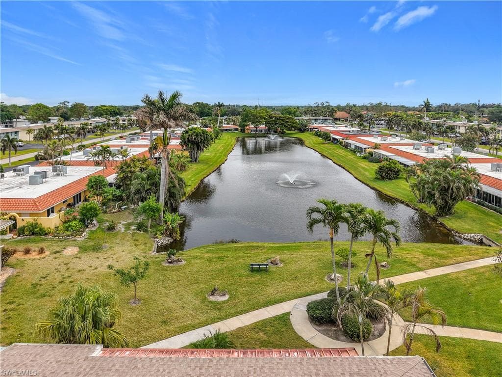 185 Palm Dr K, Naples, FL 34112-3