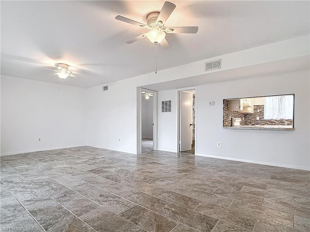 185 Palm Dr K, Naples, FL 34112-4