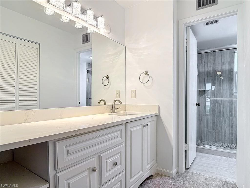185 Palm Dr K, Naples, FL 34112-8