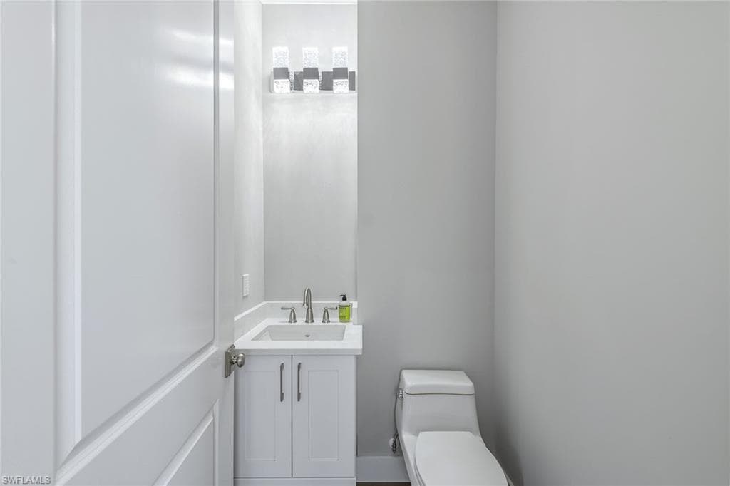 1134 Trail Terrace Dr, Naples, FL 34103-10