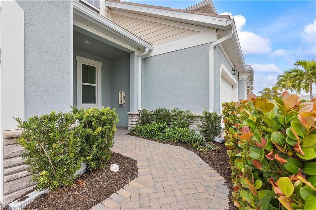 4665 Arboretum Cir 103, Naples, FL 34112-4