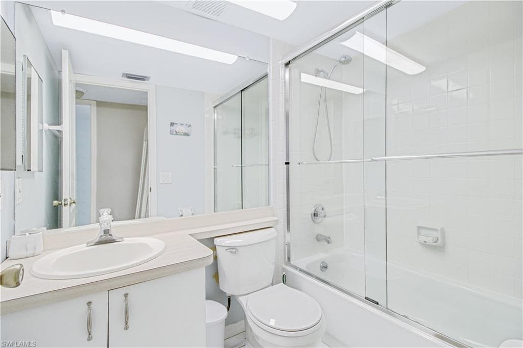 7320 Glenmoor Ln 2105, Naples, FL 34104-22