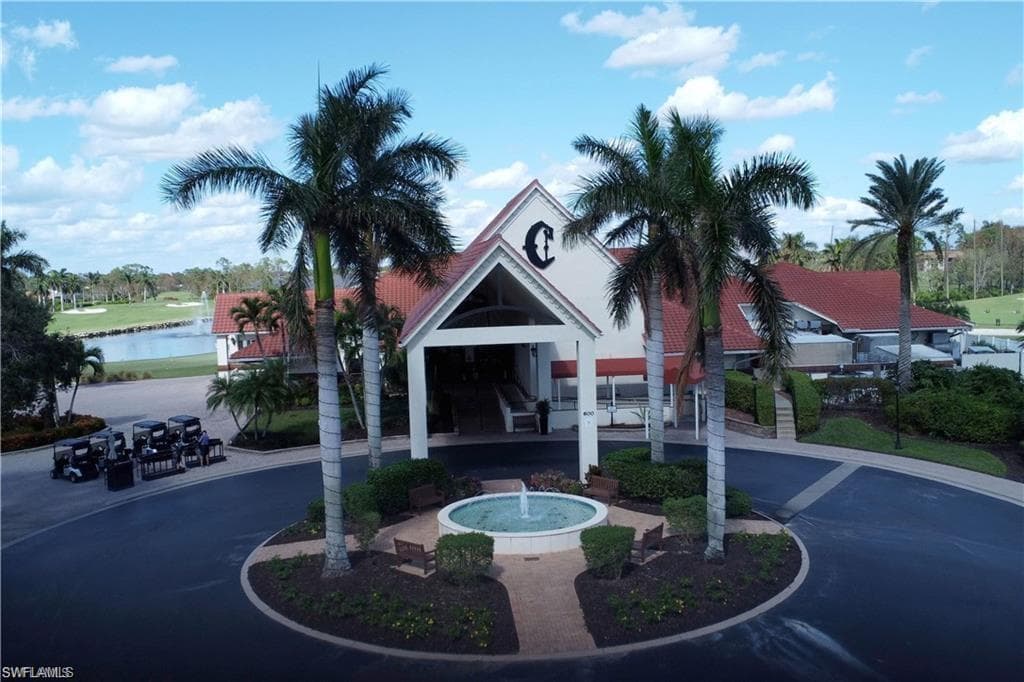 7320 Glenmoor Ln 2105, Naples, FL 34104-25