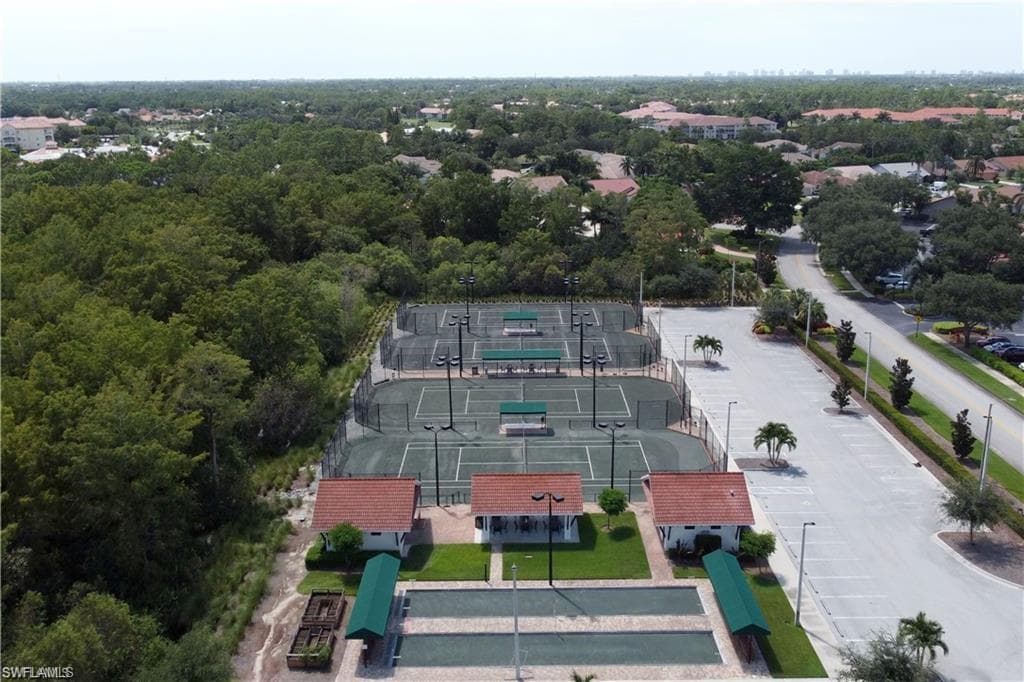 7320 Glenmoor Ln 2105, Naples, FL 34104-28