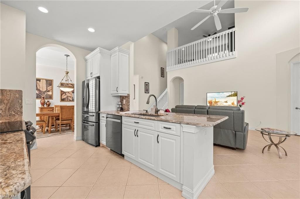 14478 Sterling Oaks Dr, Naples, FL 34110-10