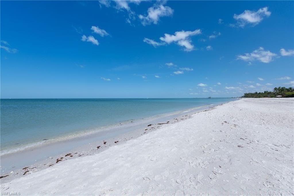 14478 Sterling Oaks Dr, Naples, FL 34110-47
