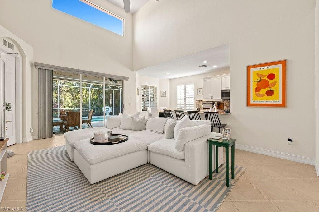 14478 Sterling Oaks Dr, Naples, FL 34110-4