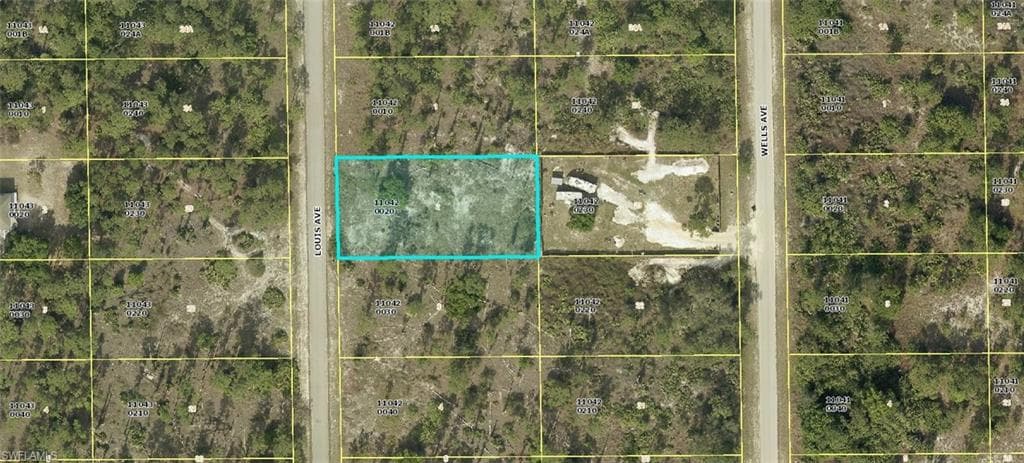 1120 Louis Ave, Lehigh Acres, FL 33972-2