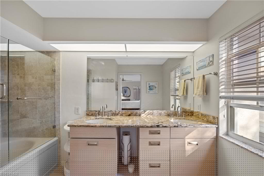 2516 Orchid Bay Dr 201, Naples, FL 34109-16
