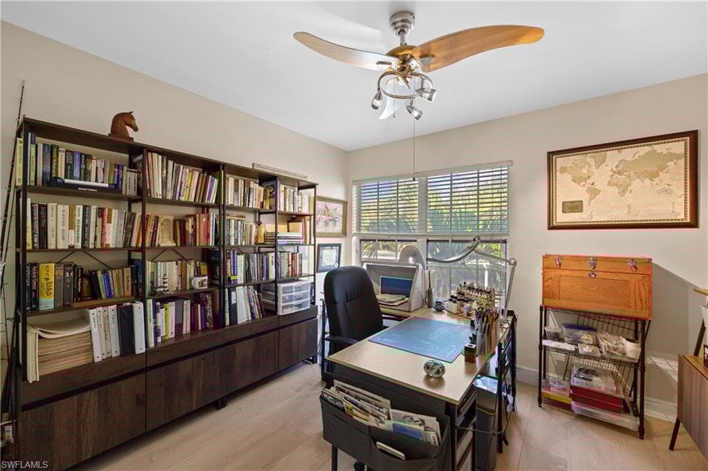 2516 Orchid Bay Dr 201, Naples, FL 34109-18