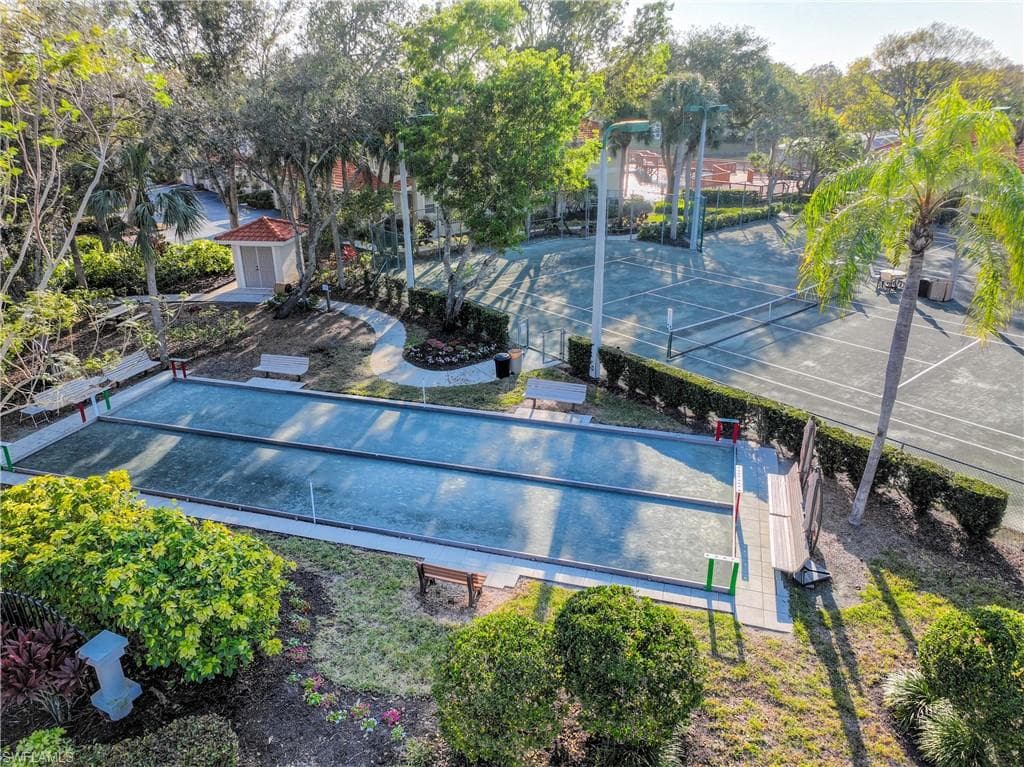 2516 Orchid Bay Dr 201, Naples, FL 34109-36