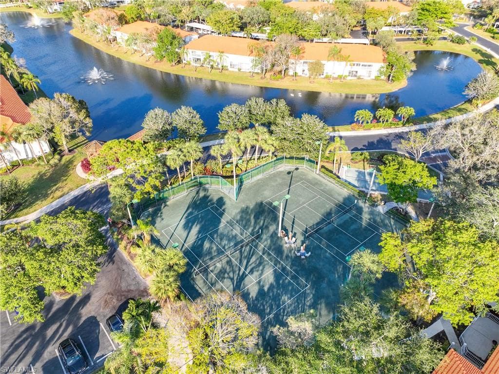 2516 Orchid Bay Dr 201, Naples, FL 34109-37