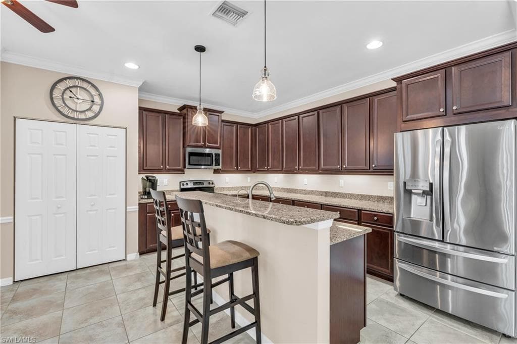1517 Birdie Dr, Naples, FL 34120-13