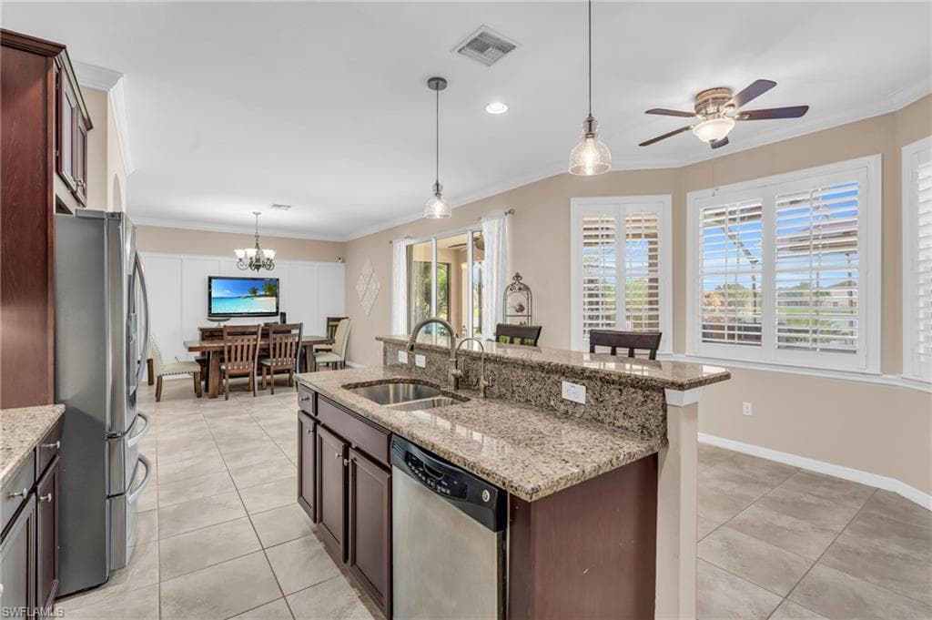 1517 Birdie Dr, Naples, FL 34120-14